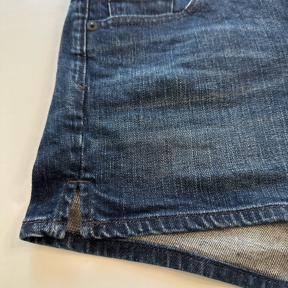 GAP Slim Blue Jean Denim Shorts Women’s Size 25 - Picture 4 of 10